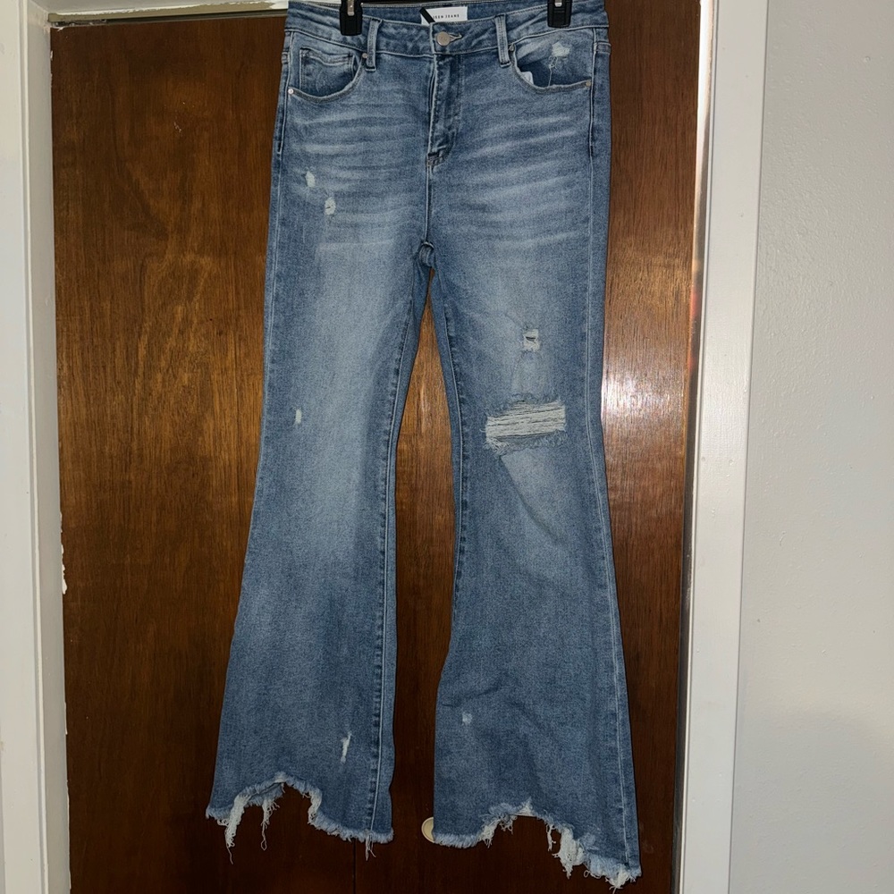 Women’s Risen Flare Leg Jeans
